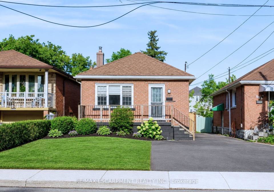 256-east-25th-street-hamilton-ontario-x13773688