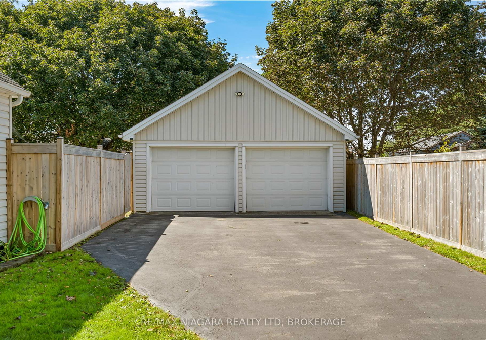 75-knoll-street-port-colborne-ontario-x13773848
