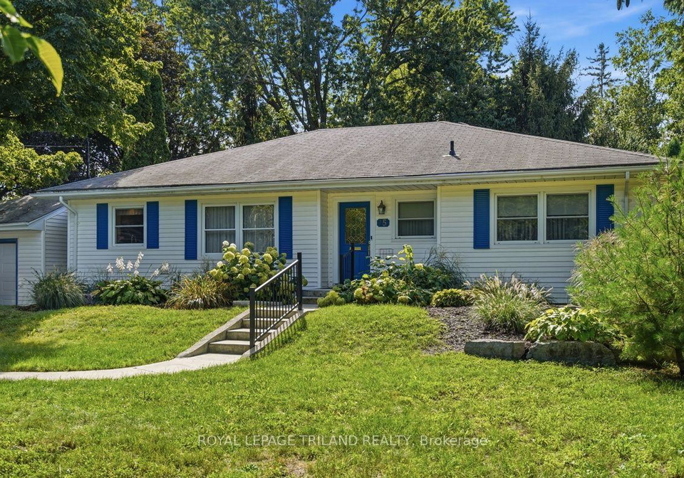 15-medway-crescent-london-north-ontario-x13773854