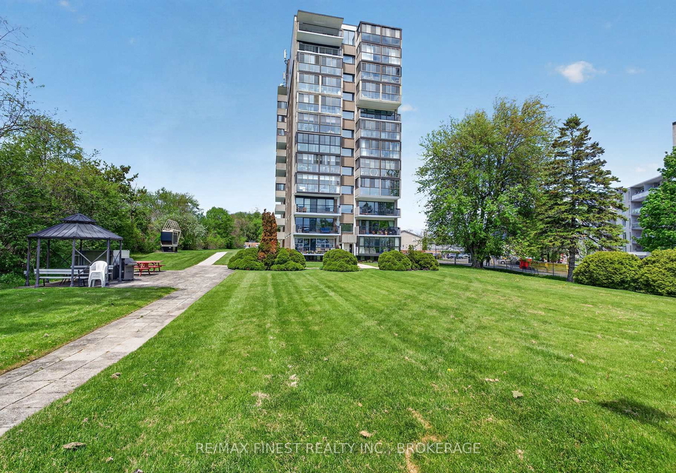 2-mowat-avenue-kingston-ontario-x13773946