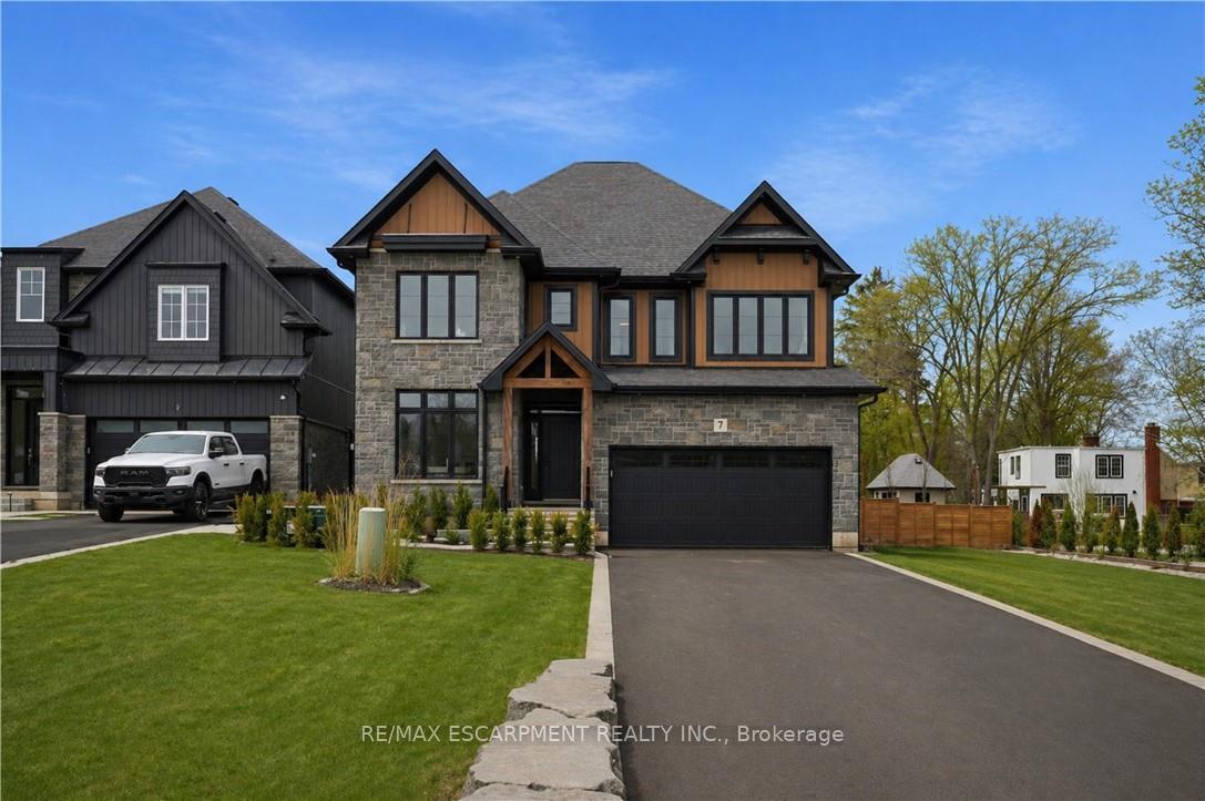 7-bartlett-avenue-grimsby-ontario-x13774012