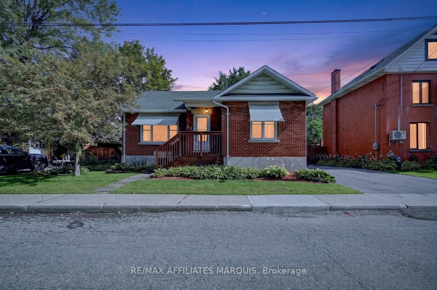 37-ogden-avenue-smiths-falls-ontario-x13774046
