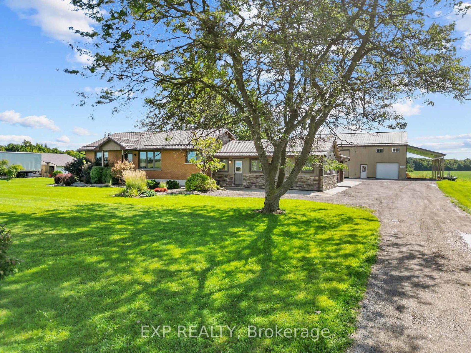 9221-hickory-drive-strathroy-caradoc-ontario-x13774272