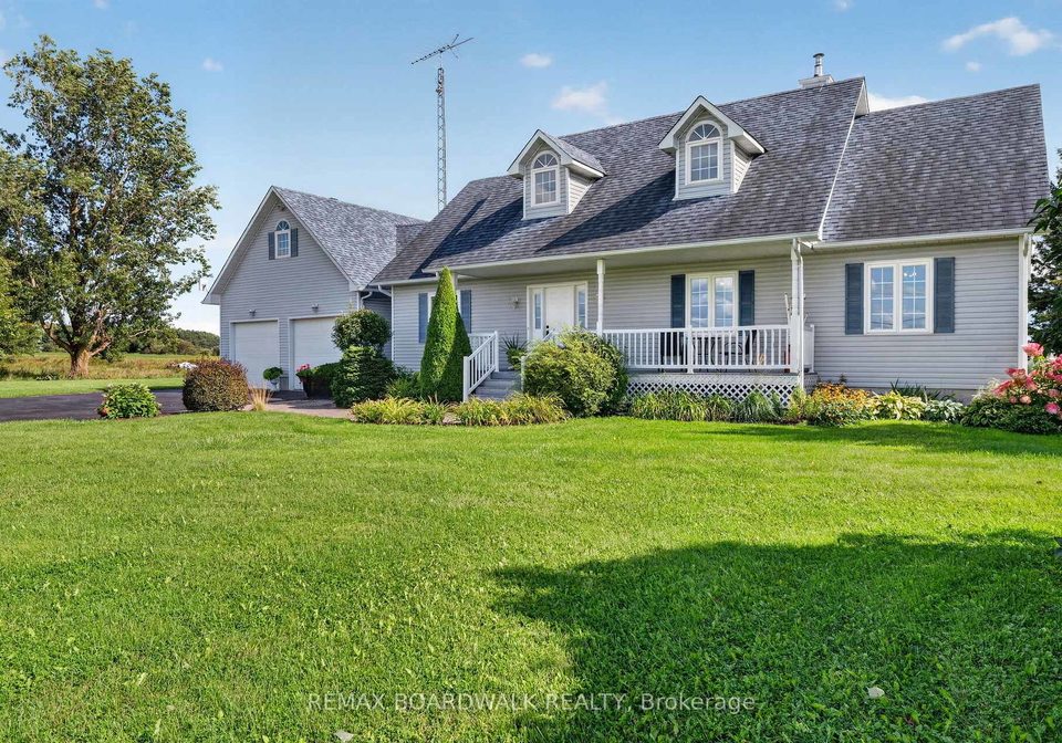 1064-route-400-russell-ontario-x13774438