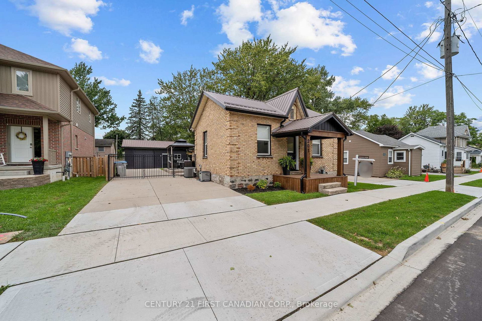 201-water-street-lucan-biddulph-ontario-x13774468