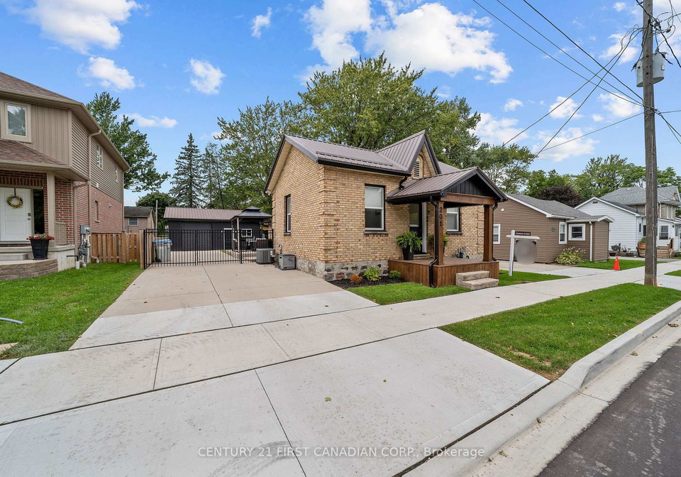 201-water-street-lucan-biddulph-ontario-x13774468