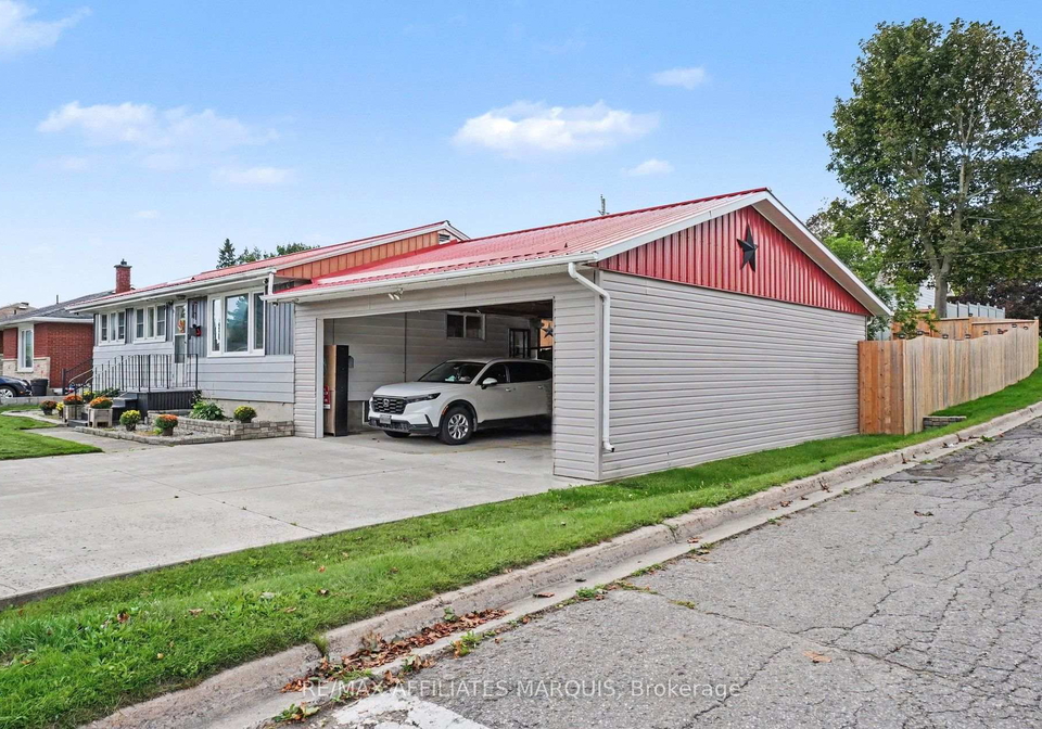 86-jasper-avenue-smiths-falls-ontario-x13774532