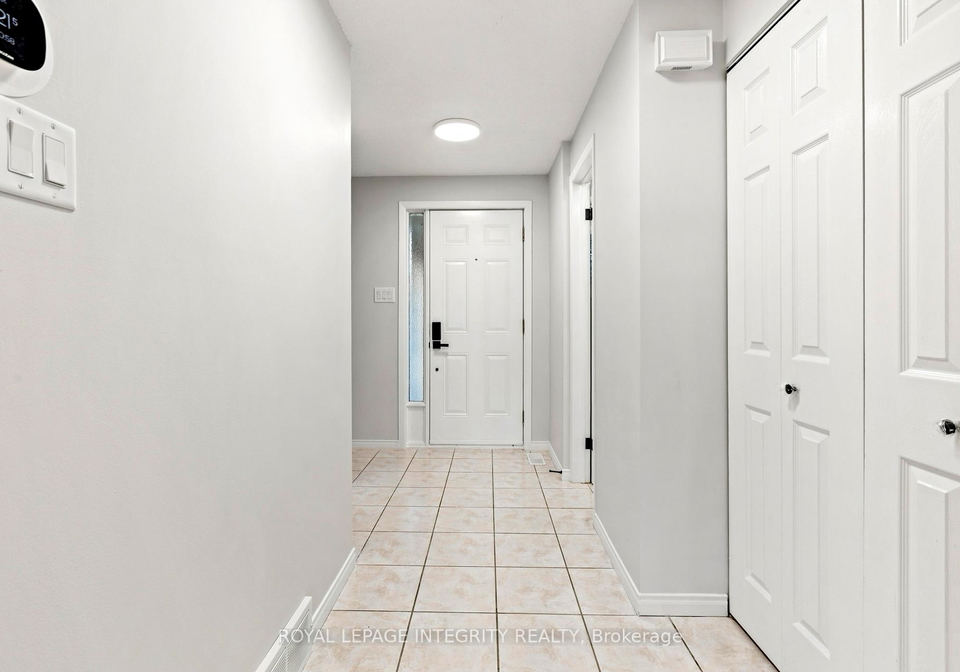 1736-summerlands-crescent-ottawa-ontario-x13775070