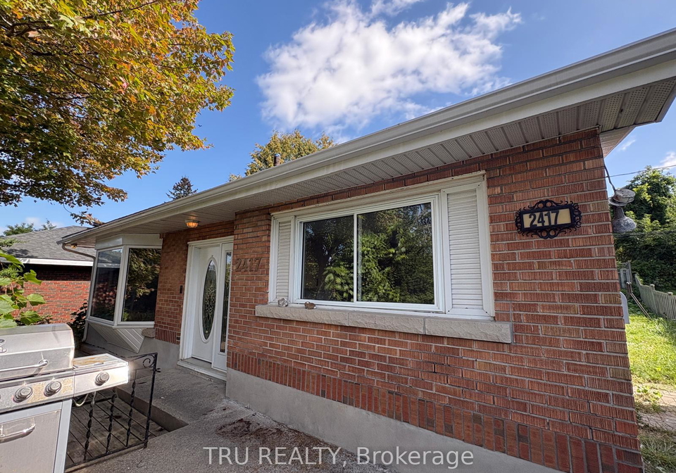 2417-junction-avenue-ottawa-ontario-x13775796