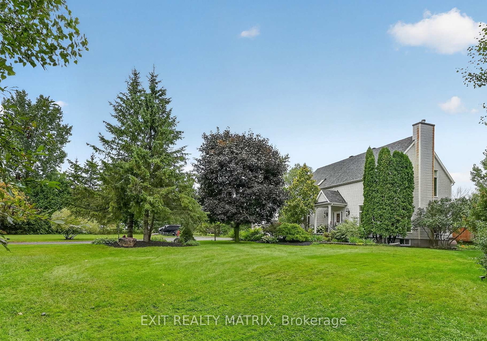 1775-veena-way-ottawa-ontario-x13775930