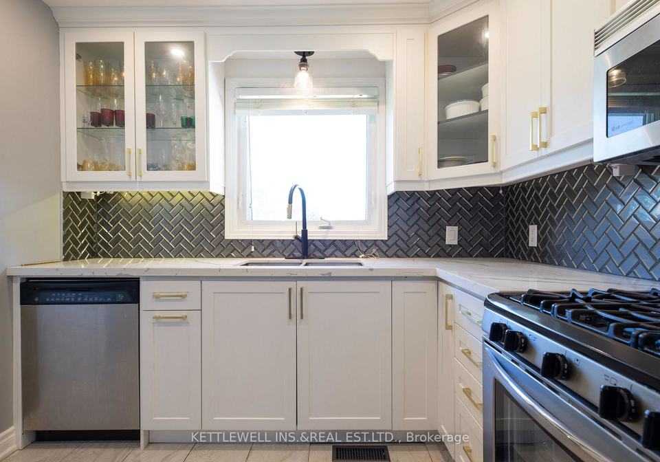 17-elgin-place-w-strathroy-caradoc-ontario-x13775938