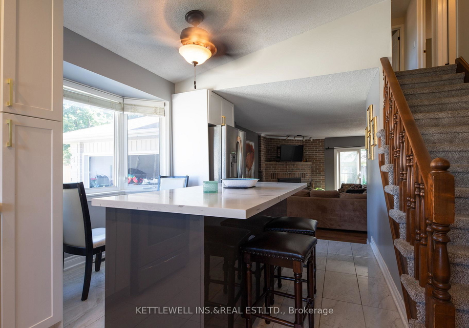 17-elgin-place-w-strathroy-caradoc-ontario-x13775938