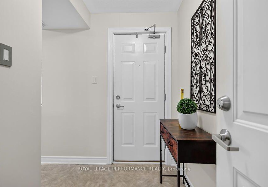 510-stonefield-private-ottawa-ontario-x13776048