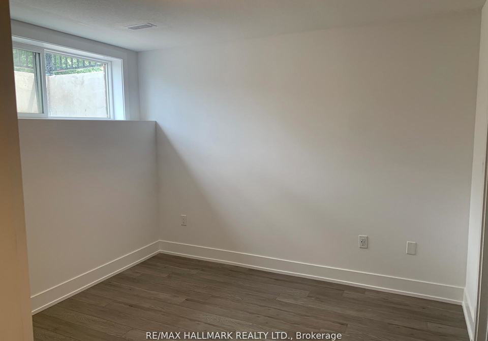 99-roger-street-s-waterloo-ontario-x13776596