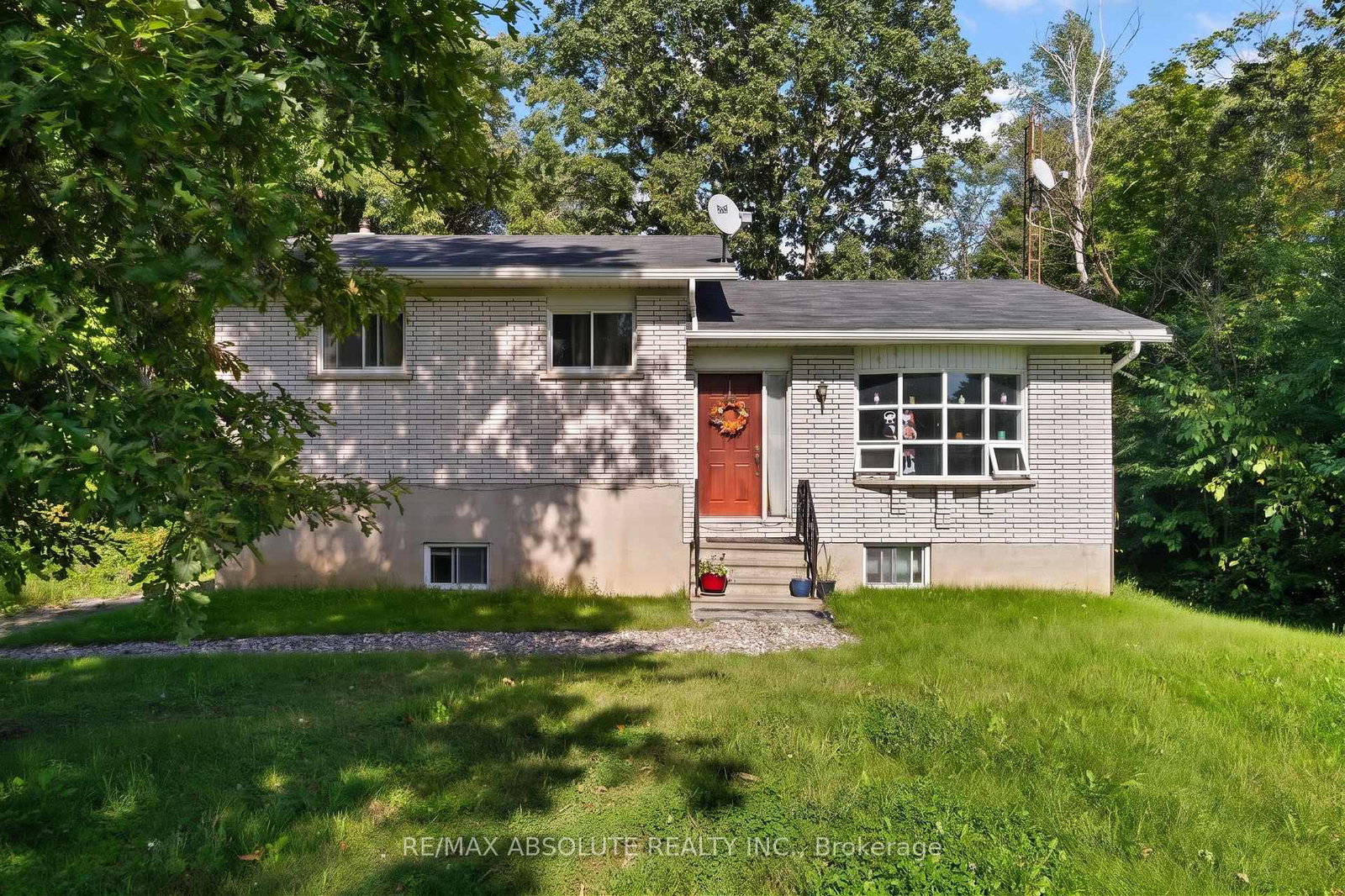 1112-francis-street-greater-madawaska-ontario-x13776706