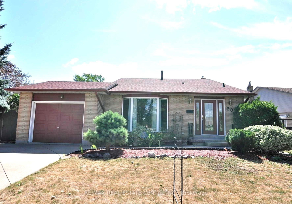 20-ainsworth-street-hamilton-ontario-x13776778