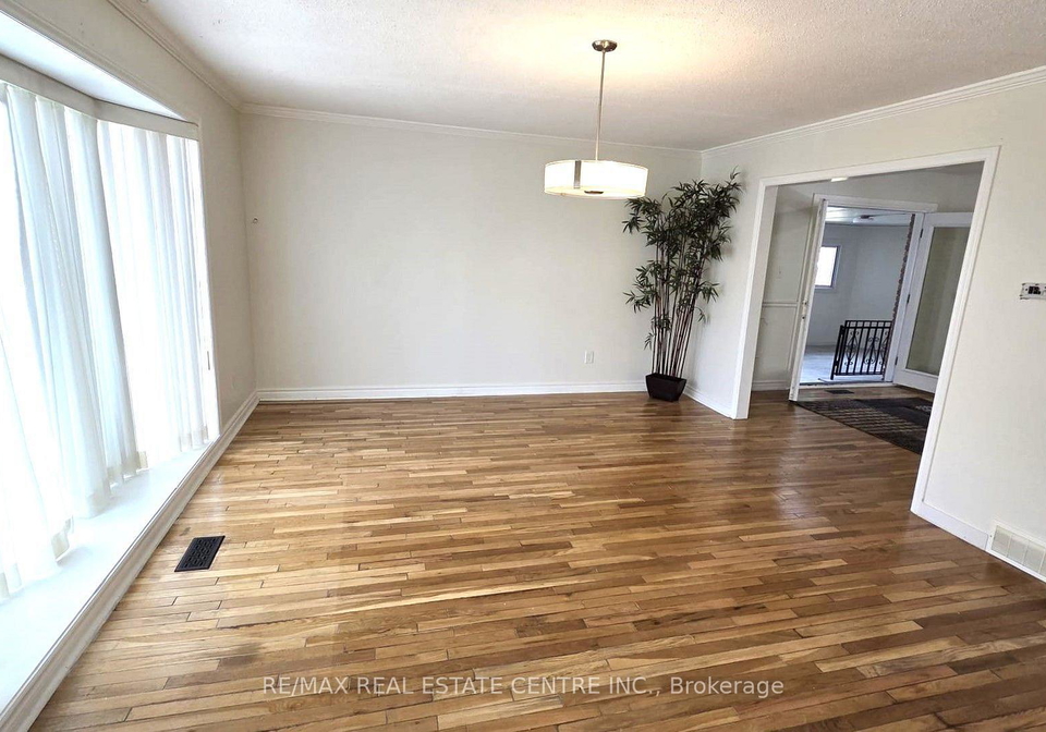 20-ainsworth-street-hamilton-ontario-x13776778