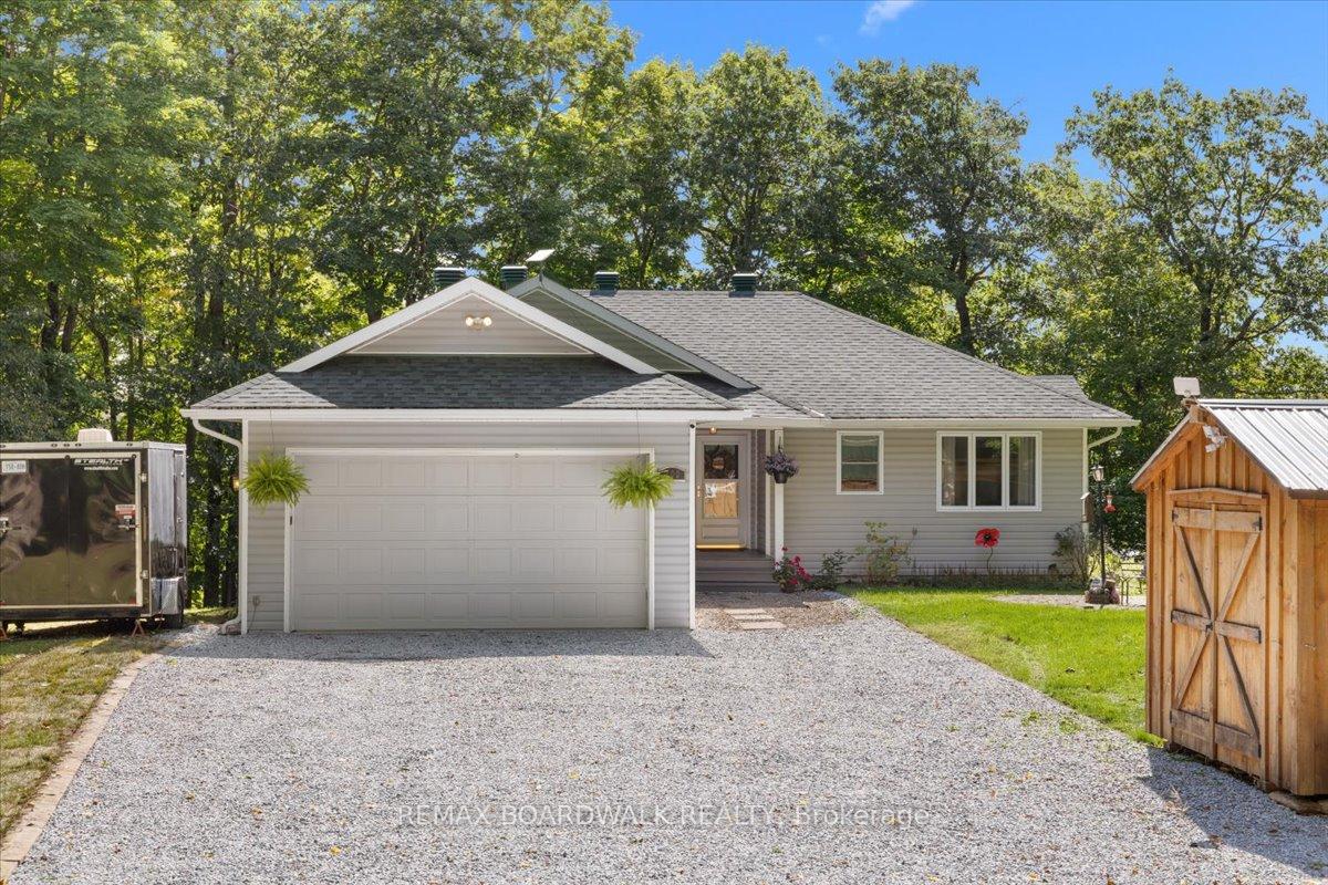 700-strawberry-lane-tay-valley-ontario-x13776808