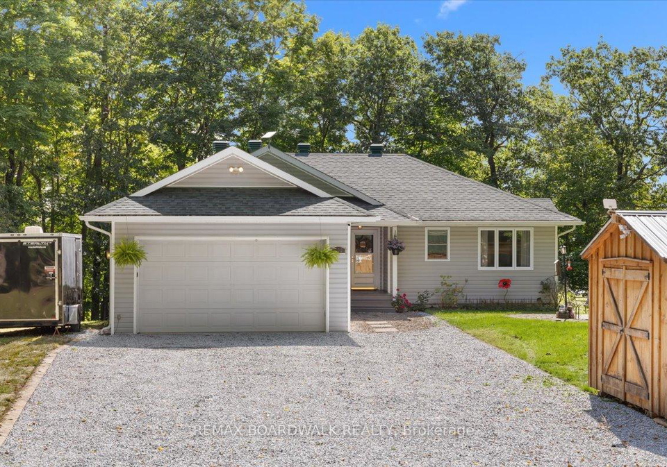 700-strawberry-lane-tay-valley-ontario-x13776808