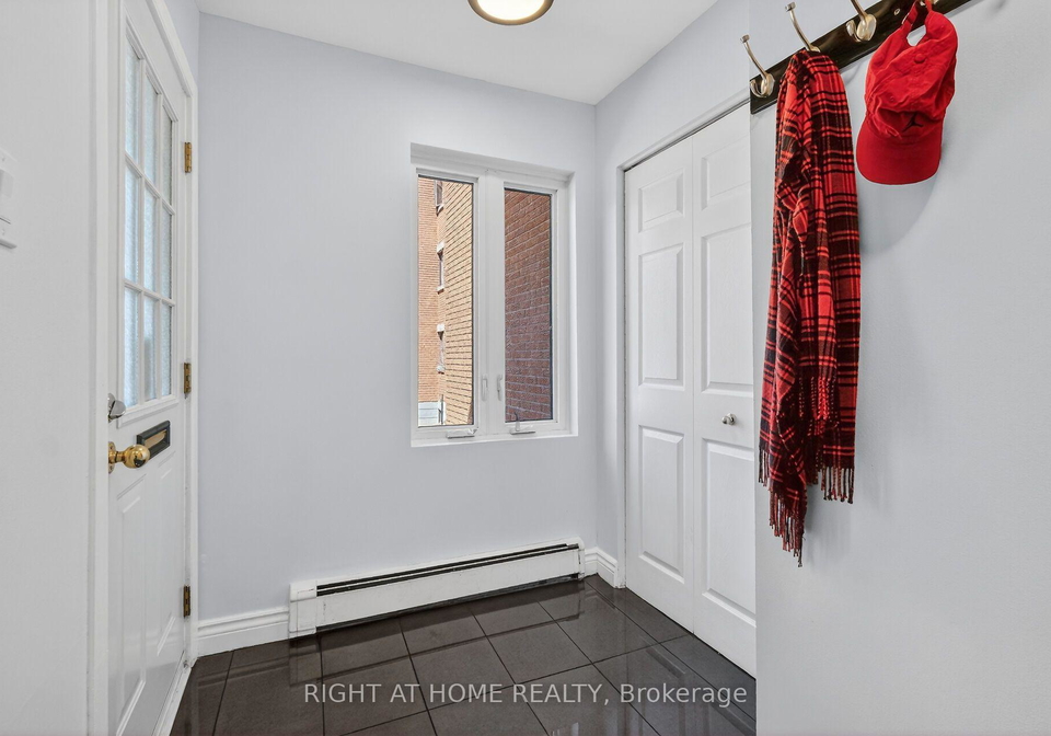 43-crispin-private-ottawa-ontario-x13776856