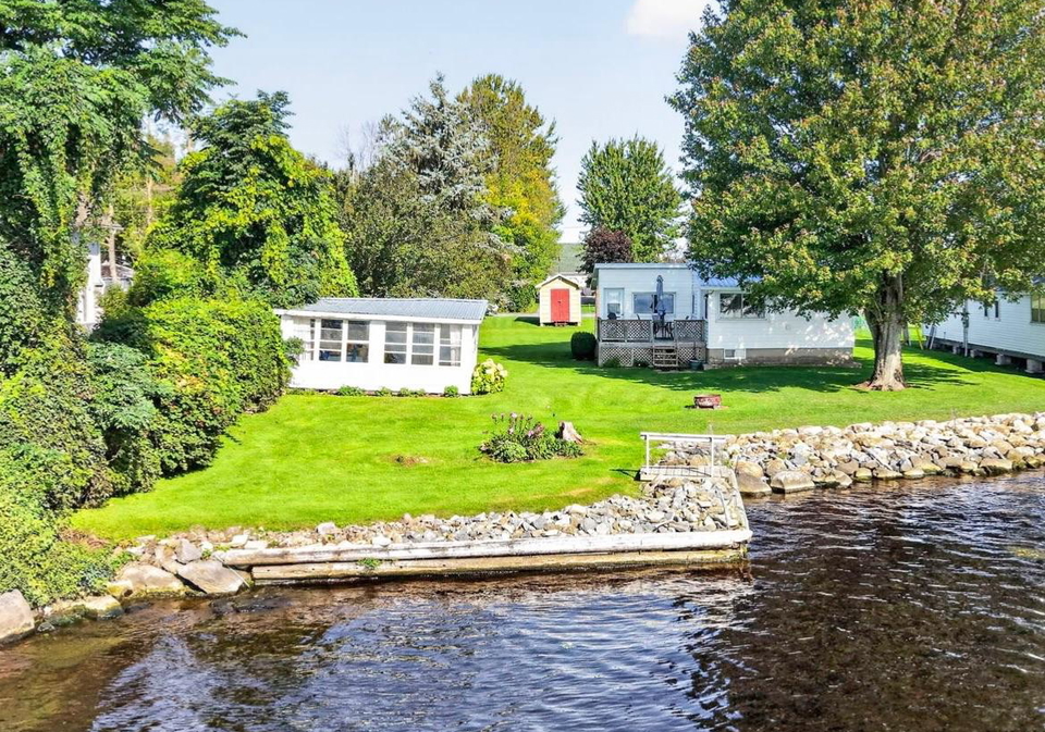 20450-lakeview-street-south-glengarry-ontario-x13776902