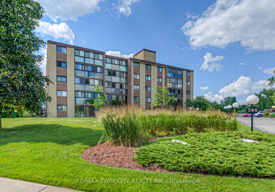 380-champlain-boulevard-cambridge-ontario-x13776918