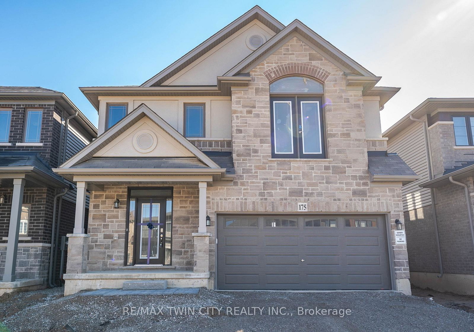175-longboat-run-w-brantford-ontario-x13777474