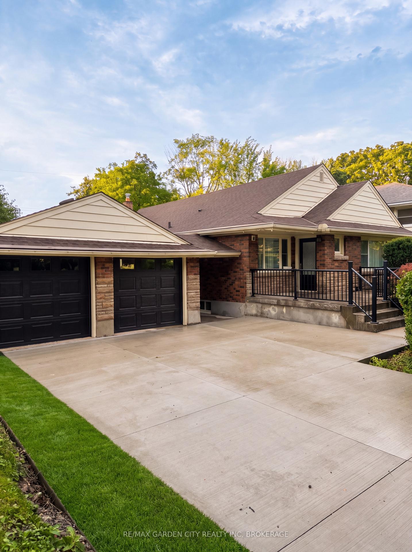 11-macbeth-boulevard-st-catharines-ontario-x13777486