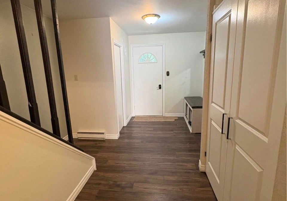 24-arnold-drive-ottawa-ontario-x13777578