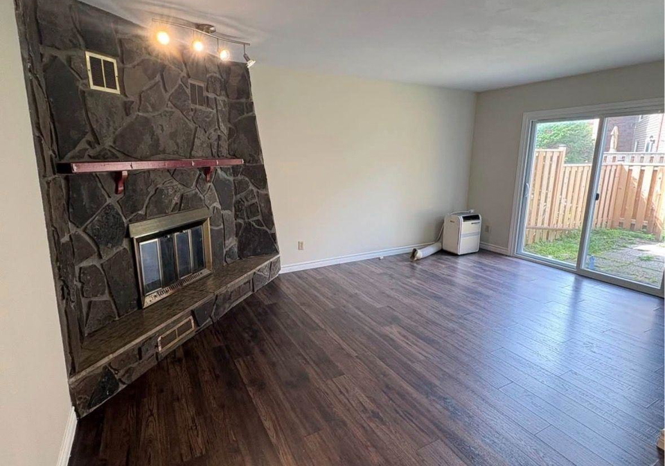 24-arnold-drive-ottawa-ontario-x13777578