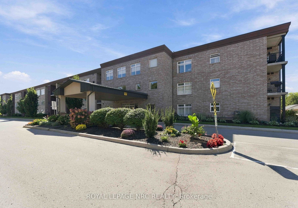 4644-pettit-avenue-niagara-falls-ontario-x13777598