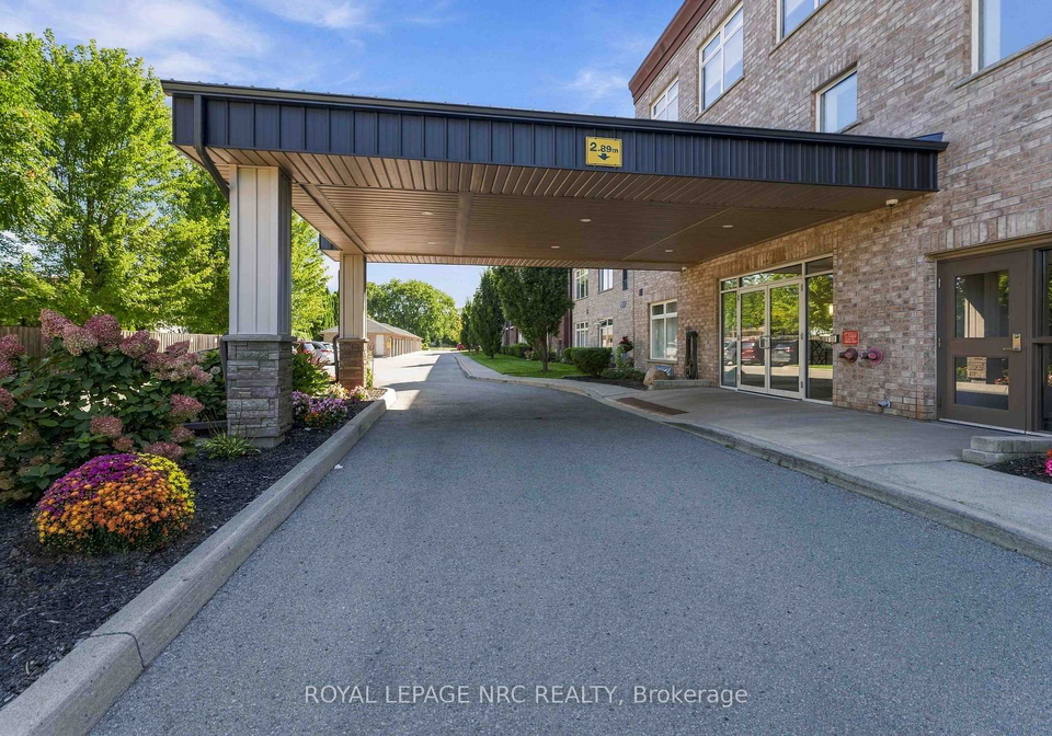 4644-pettit-avenue-niagara-falls-ontario-x13777598