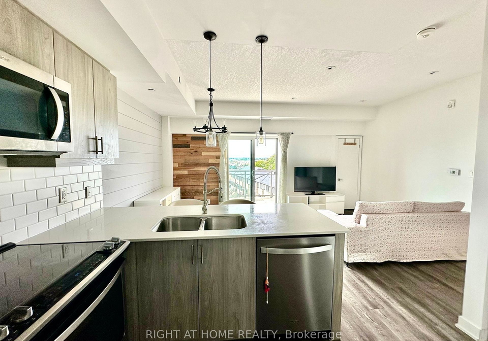 16-markle-crescent-hamilton-ontario-x13777614