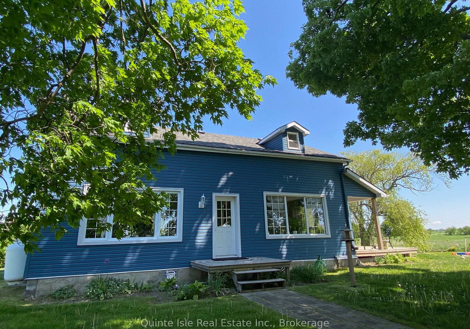 1756-danforth-road-prince-edward-county-ontario-x13777760