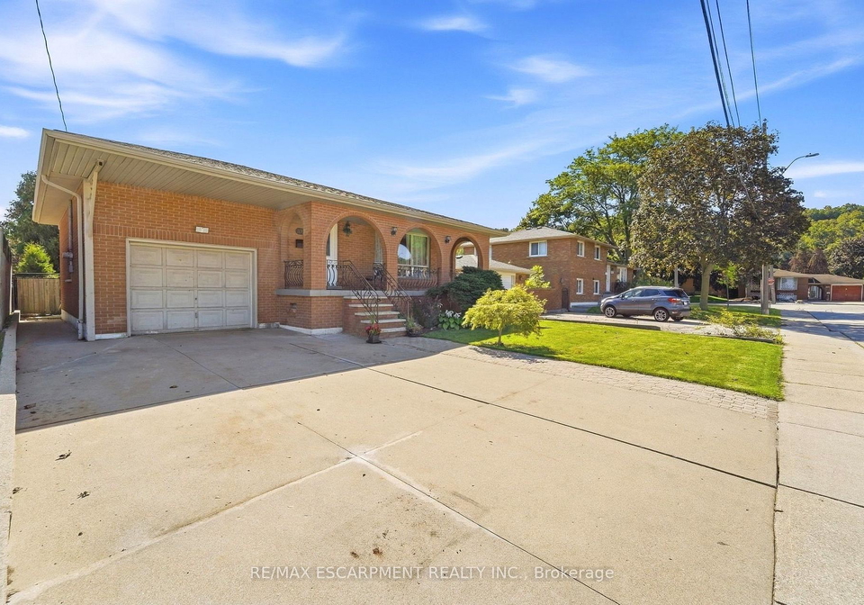 139-glen-valley-drive-hamilton-ontario-x13777880