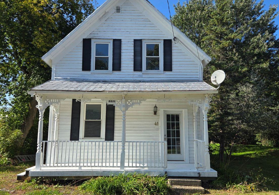 41-main-street-south-stormont-ontario-x13778070