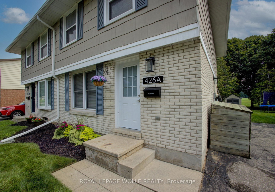 426a-dunvegan-drive-waterloo-ontario-x13778332
