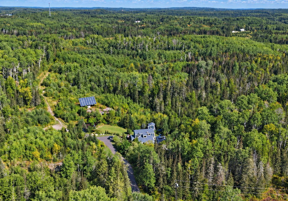 2158-kam-current-road-thunder-bay-remote-area-ontario-x13778378
