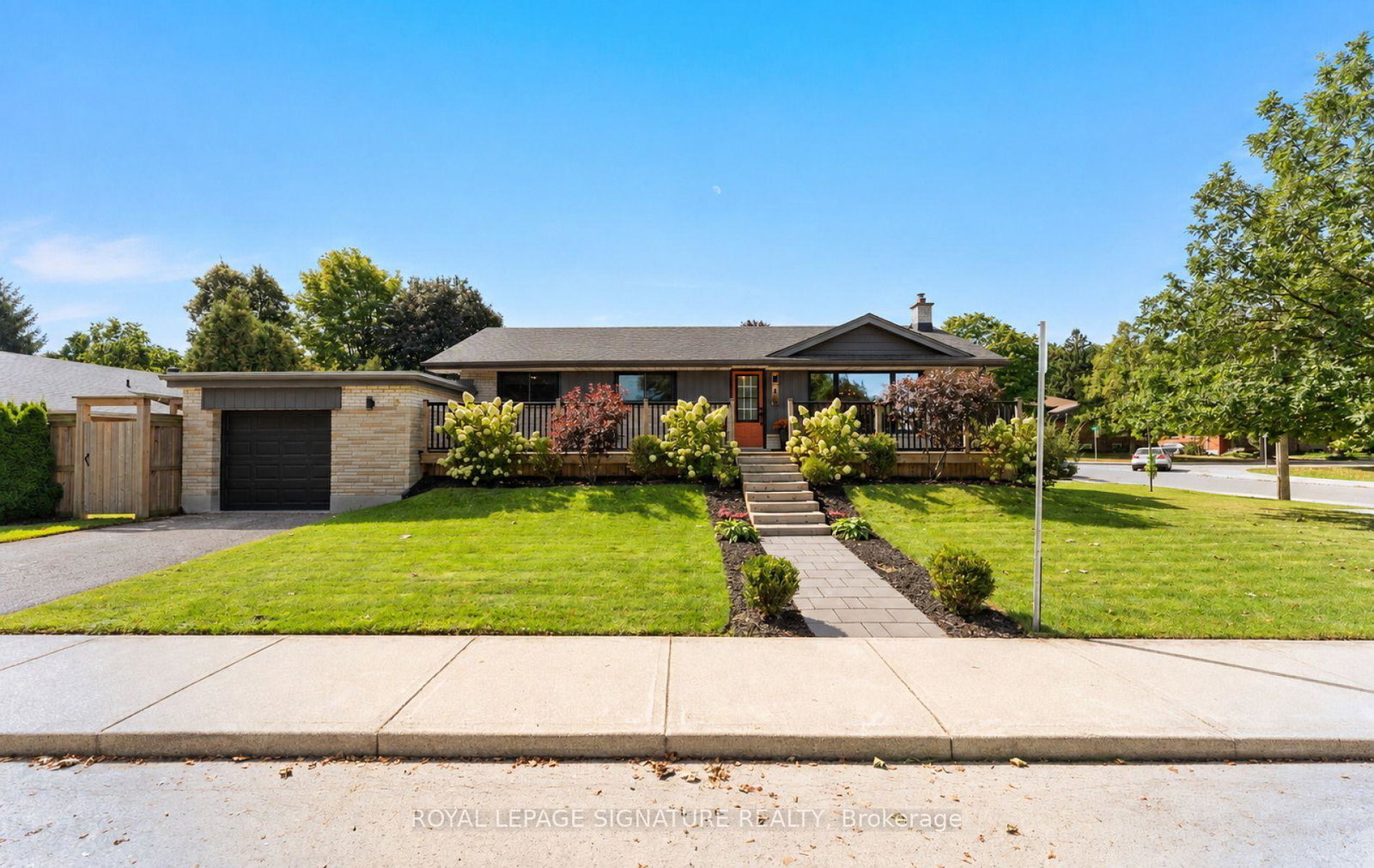 4-algoma-crescent-hamilton-ontario-x13778396