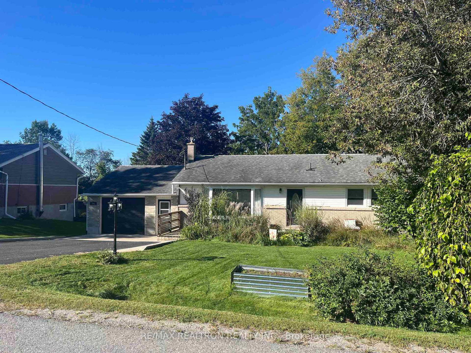241-westbury-avenue-loyalist-ontario-x13778492