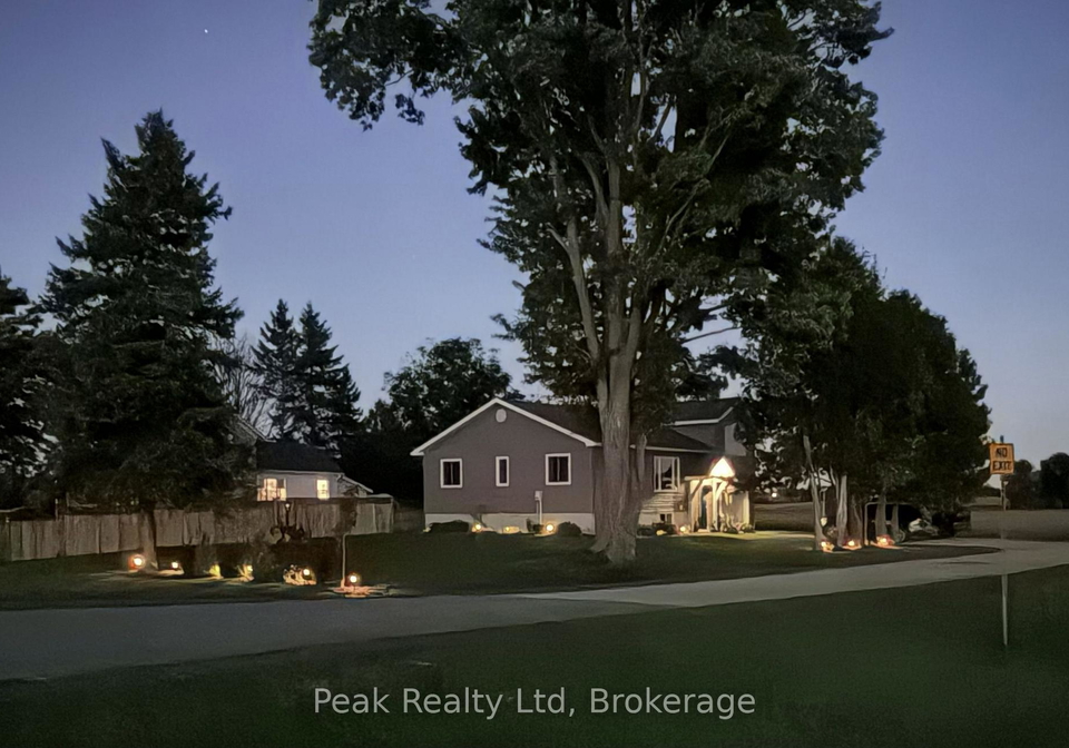5773-highway-23-highway-minto-ontario-x13778548