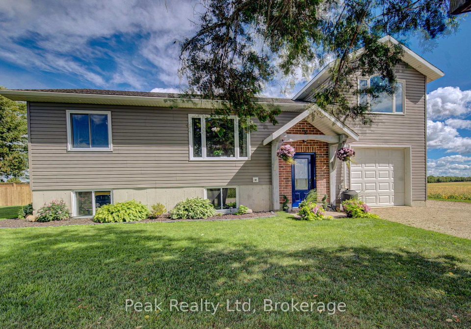 5773-highway-23-highway-minto-ontario-x13778548