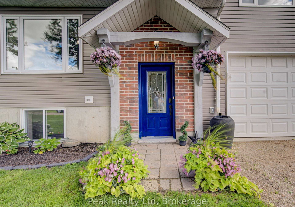 5773-highway-23-highway-minto-ontario-x13778548