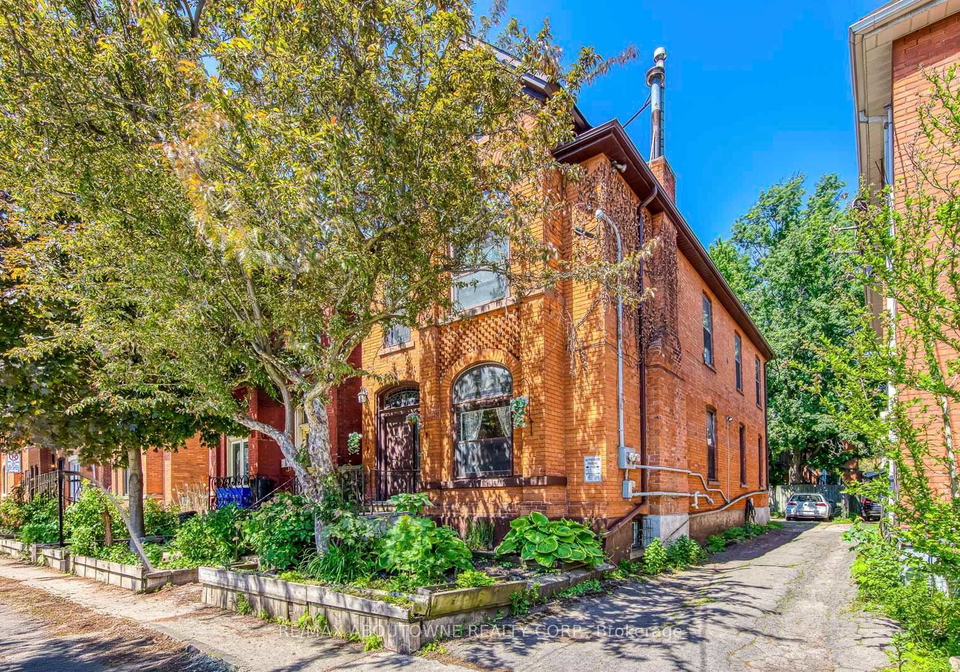 100-grant-avenue-hamilton-ontario-x13778616