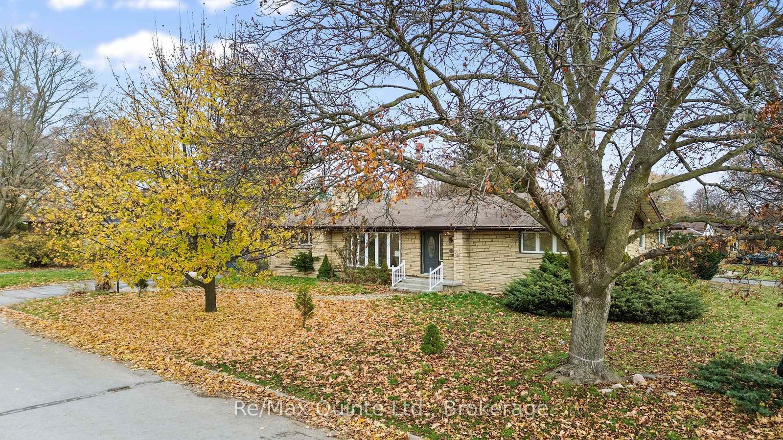 5-stanley-park-drive-belleville-ontario-x13778754