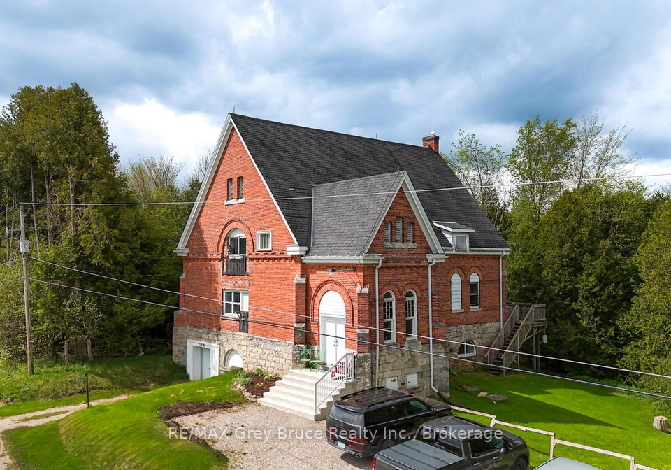 596688-10-concession-chatsworth-ontario-x13779012