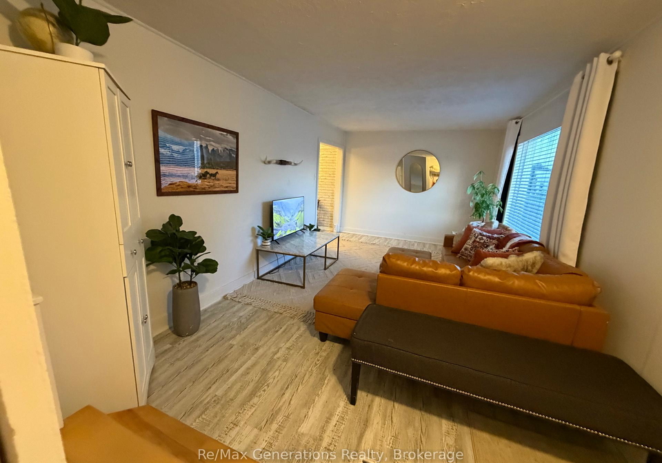 77-yawkey-avenue-marathon-ontario-x13779148