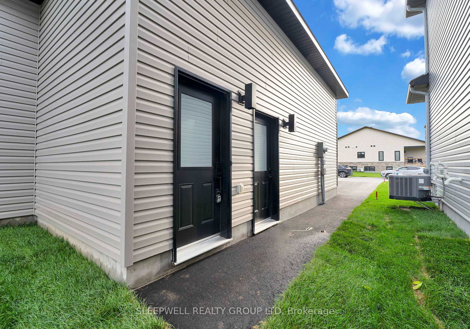 447-annette-drive-russell-ontario-x13779240
