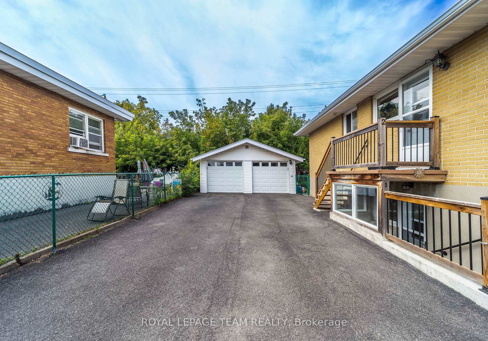 676-borthwick-avenue-ottawa-ontario-x13779268