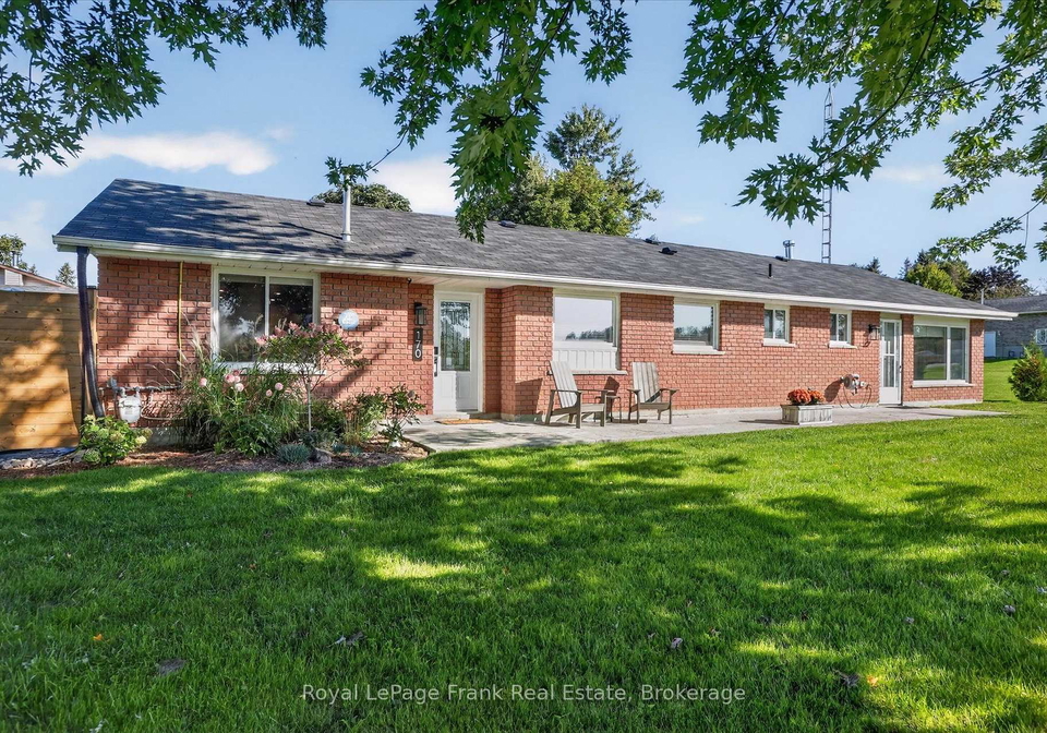 170-kerry-line-selwyn-ontario-x13779346